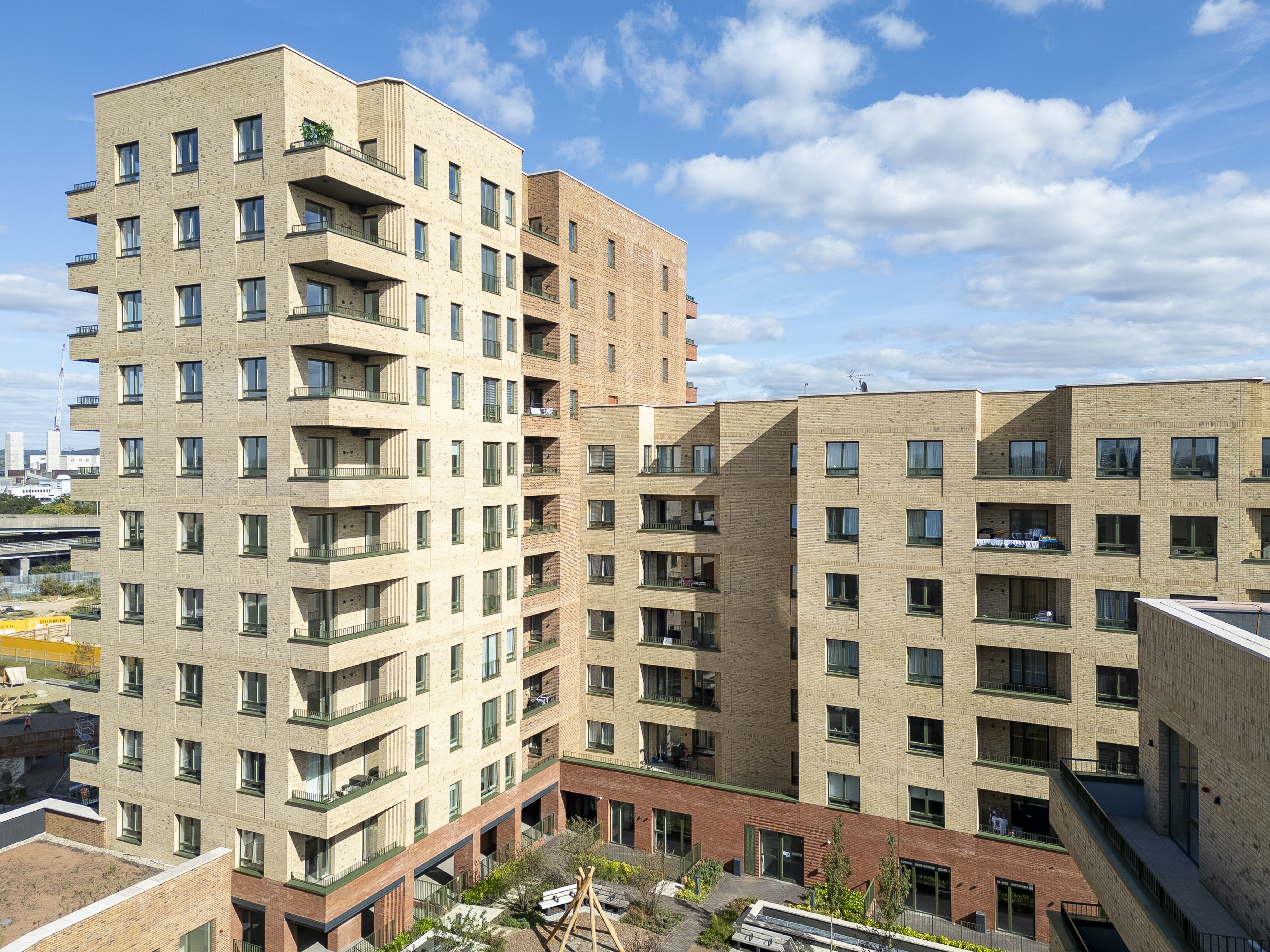 Meridian One - London, N18